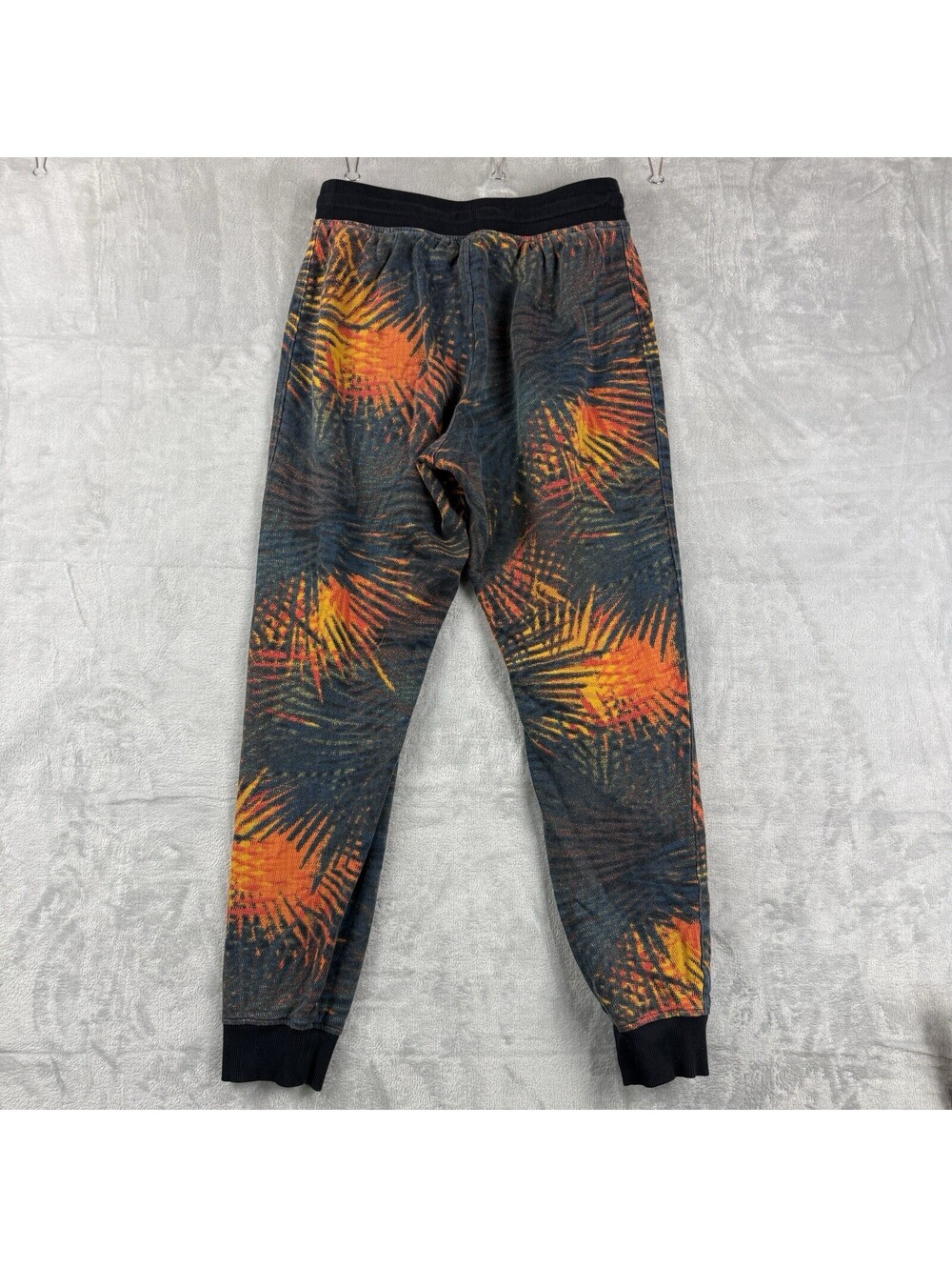 Under Armour Men’s Rival Fleece Printed Jogger Pants Tropical Orange Black Sz M - Picture 2 of 9